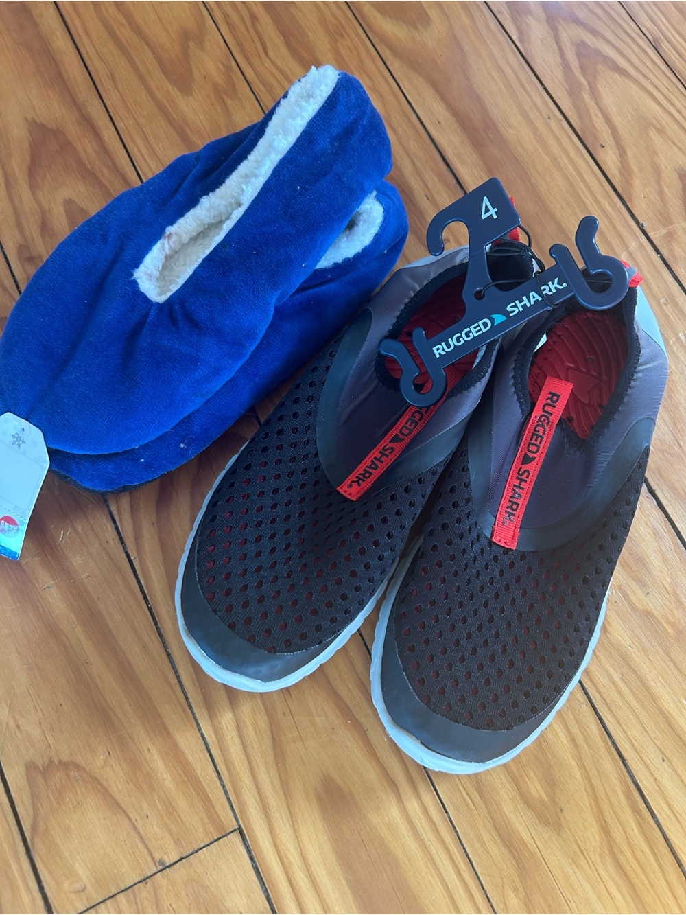 Rugged Shark Kids Black Water Shoes with Red Accents - Size 4 & Slippers